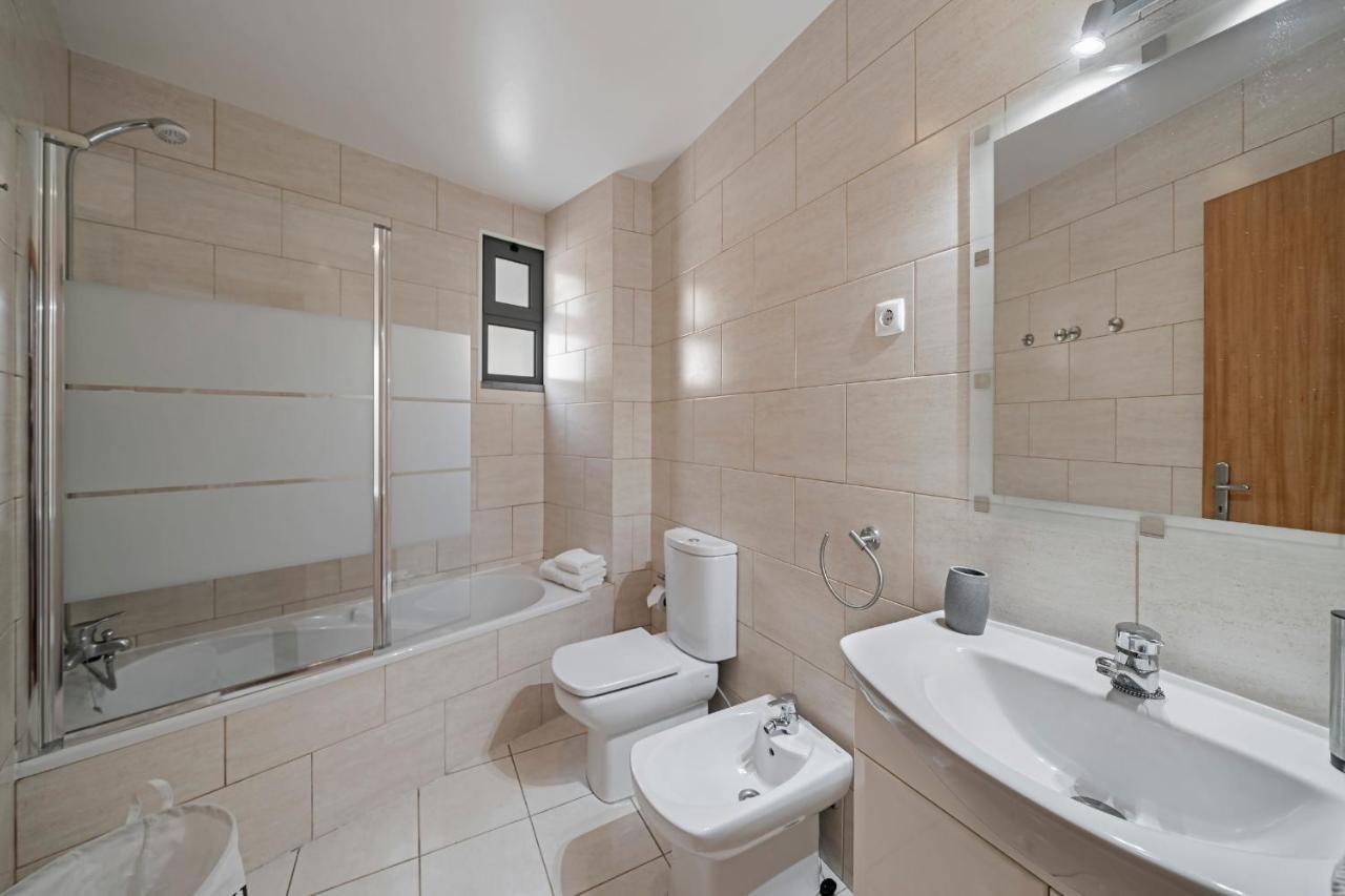 Apartamento Lobo Marinho By An Island Apart Santa Cruz  Exteriör bild